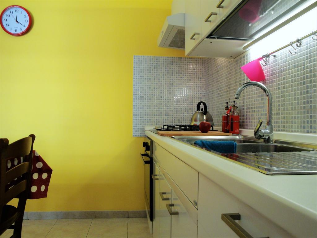 Garibaldi Holiday House Наполи Екстериор снимка