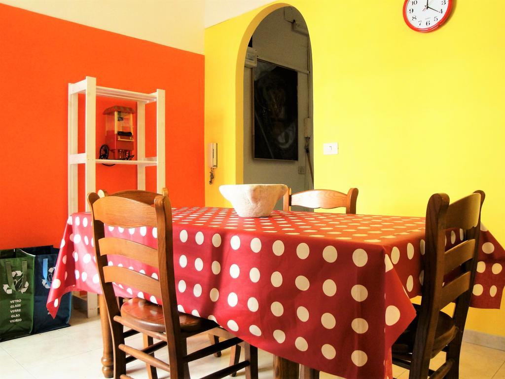 Garibaldi Holiday House Наполи Екстериор снимка